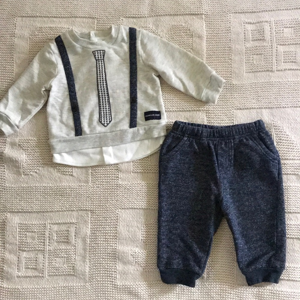 Calvin Klein sweat suit